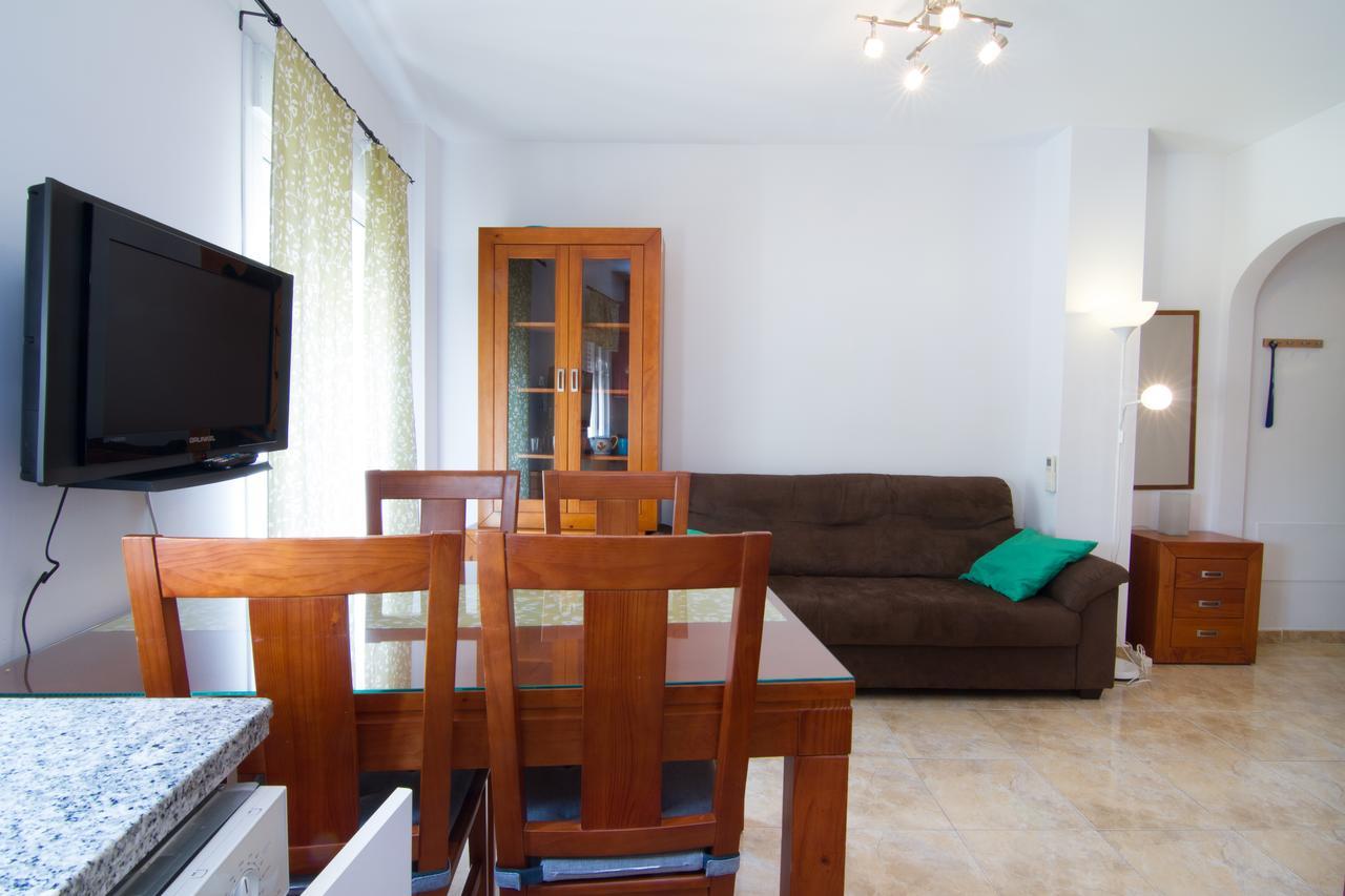 Apartamentos Manuel Martin Nerja Exterior photo