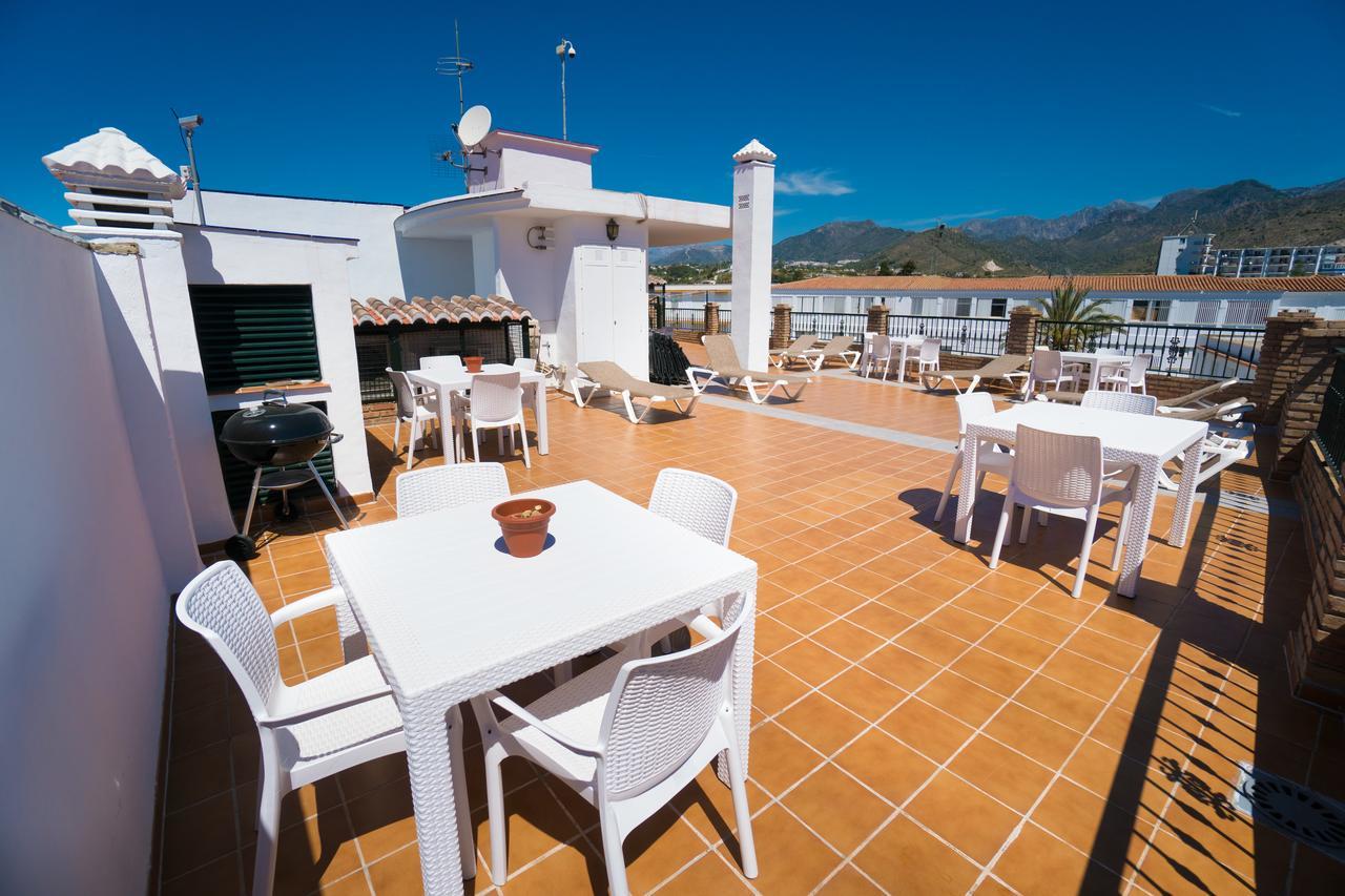 Apartamentos Manuel Martin Nerja Exterior photo