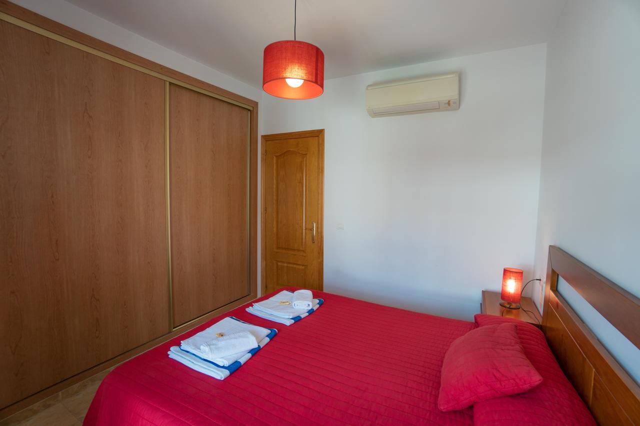 Apartamentos Manuel Martin Nerja Exterior photo