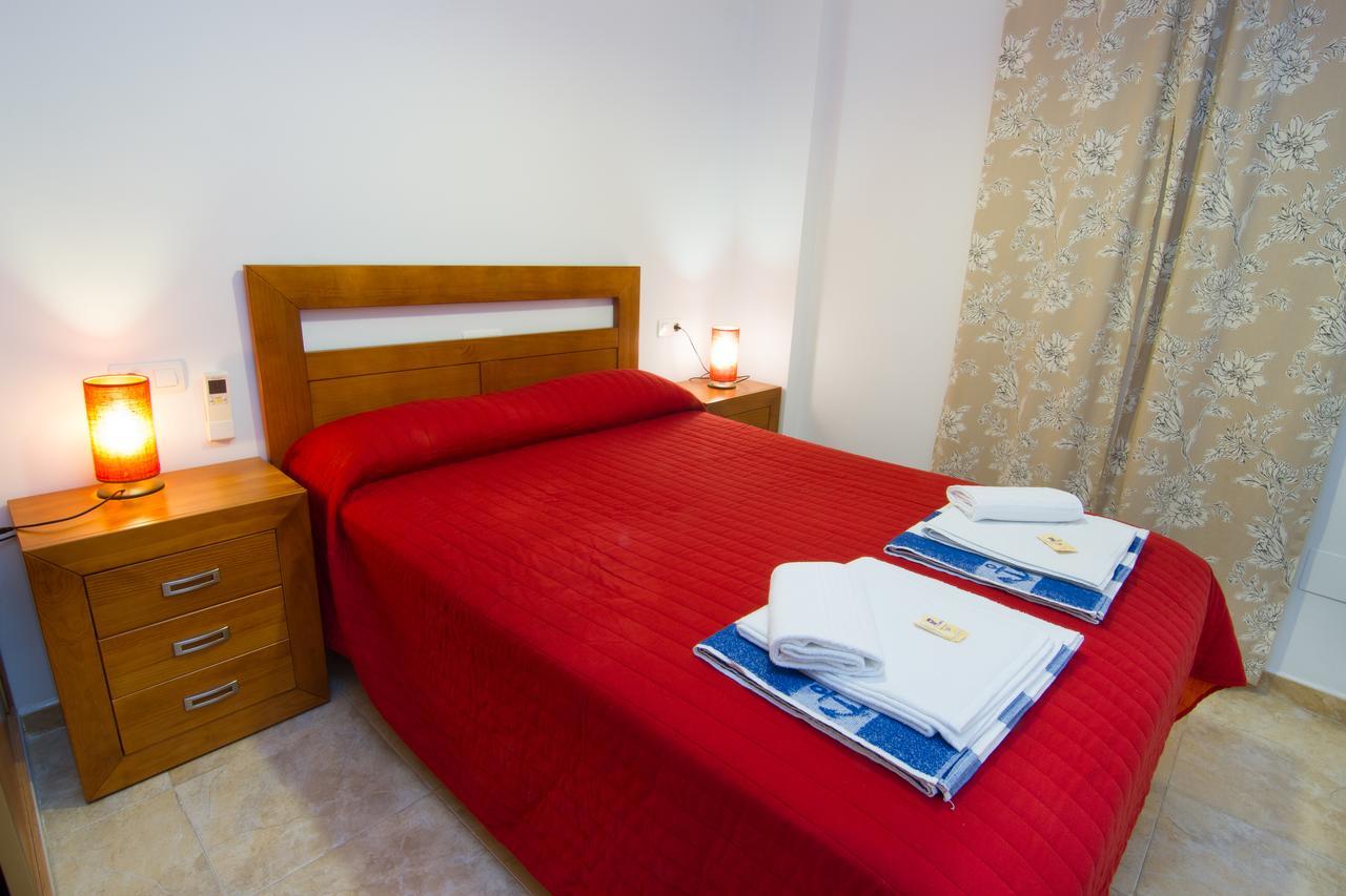 Apartamentos Manuel Martin Nerja Exterior photo